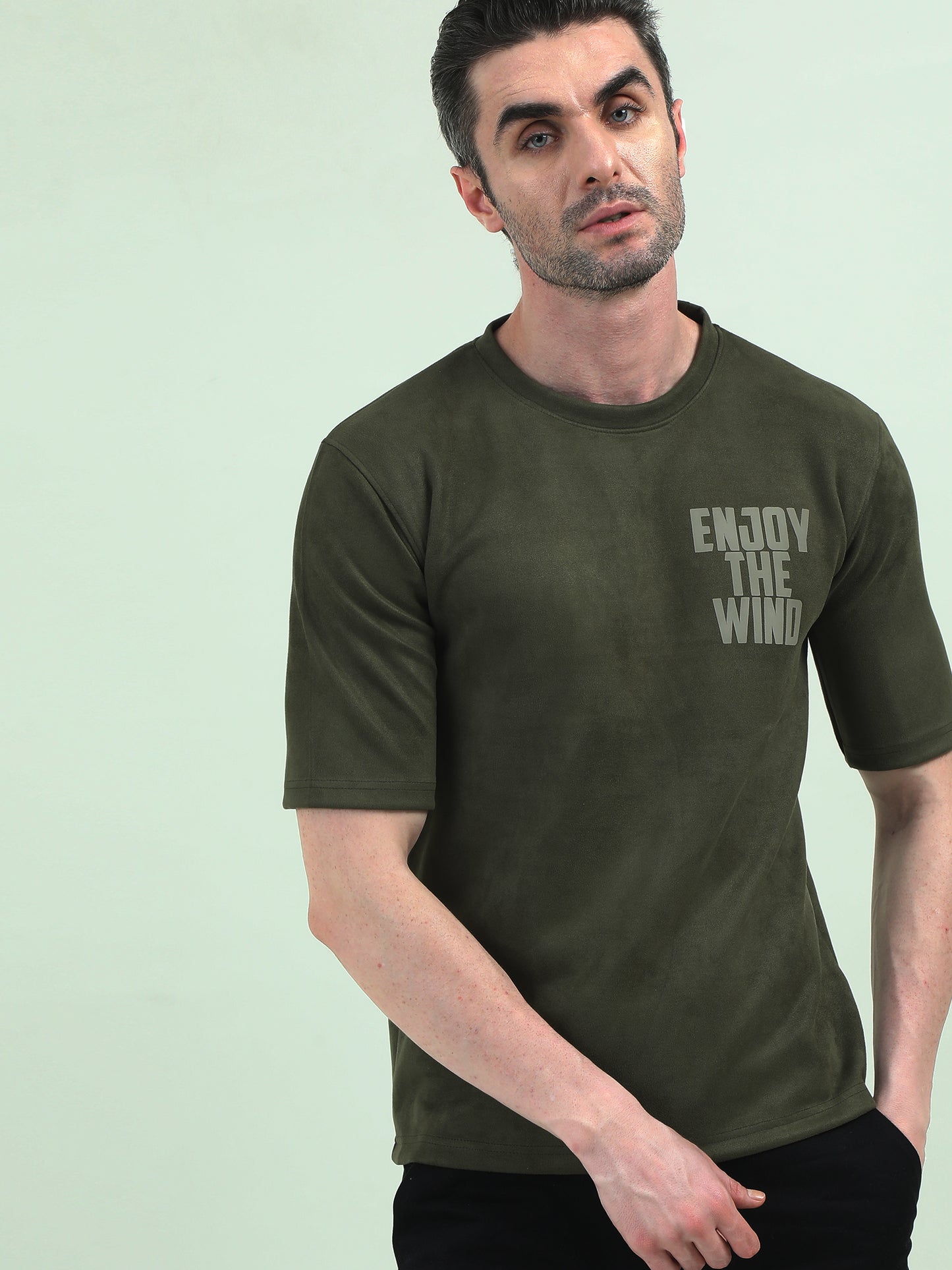 Enjoy the Wind Print Velvet T-Shirt